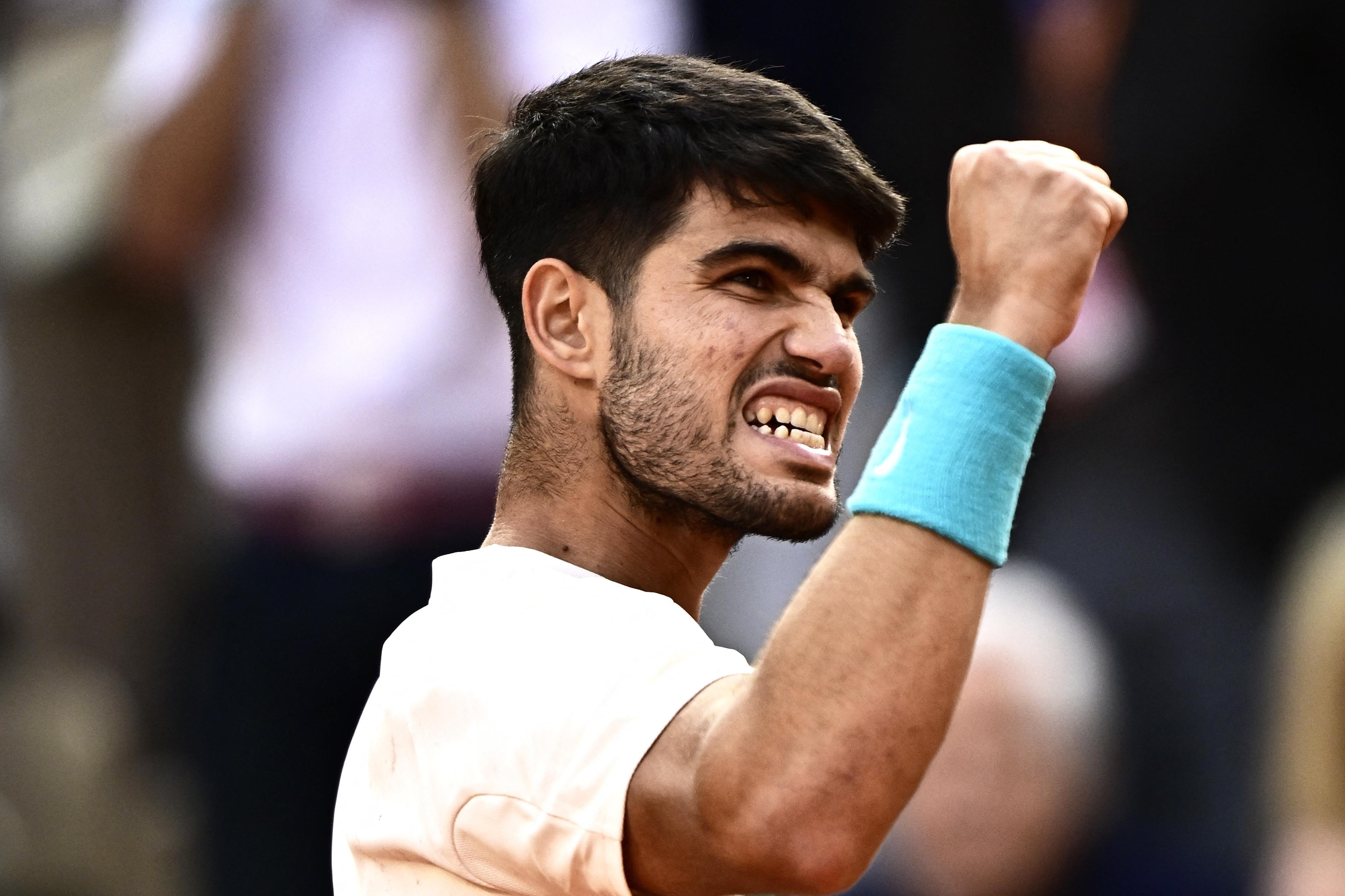 年终总决赛碾压ATP总决赛，阿尔卡拉斯扛起全队的简单介绍