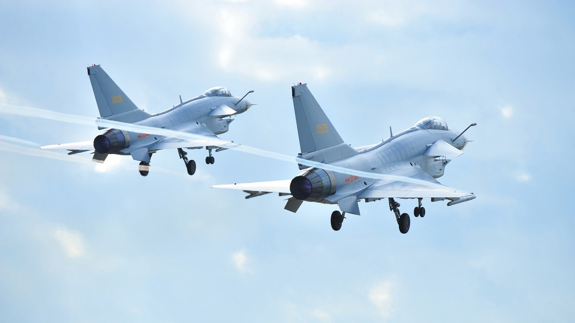 塔图姆关键先生显神威，篮网最后时刻力克骑士