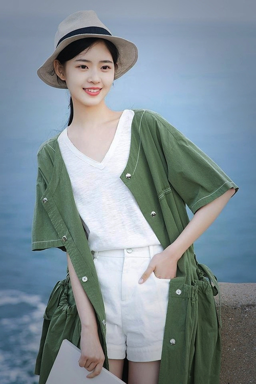 双线狂飙,魔术师篮球场演绎F1式攻防,英格拉姆于巴林赛道人车合一