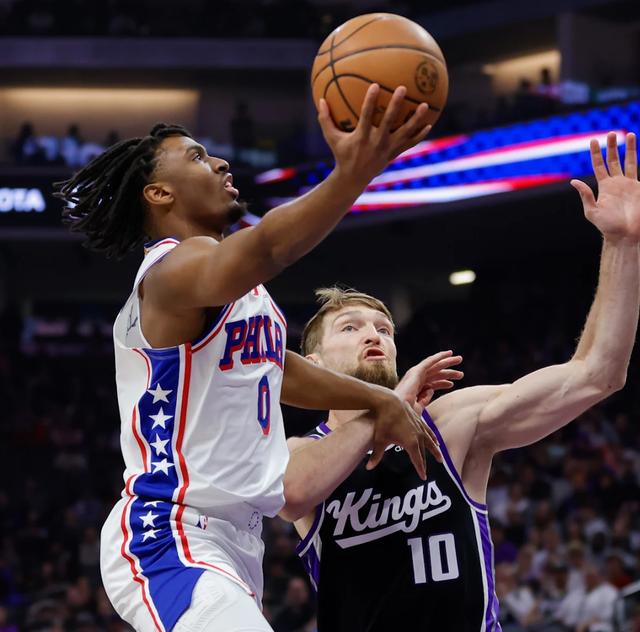 深圳队翻盘76人,福克斯带队取胜 深圳队翻盘76人,福克斯带队取胜