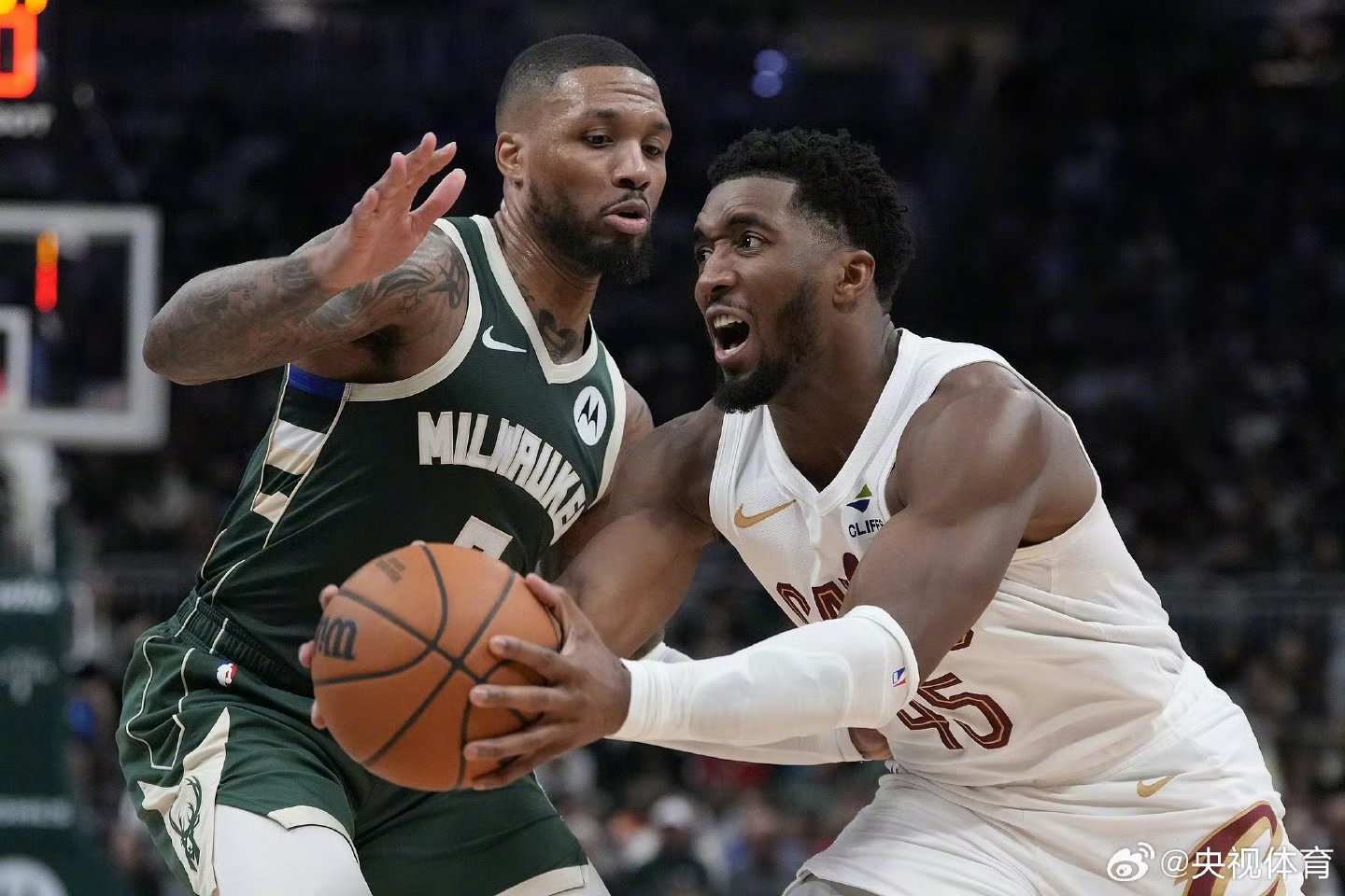 雄鹿击败黄蜂，恩比德成为关键先生